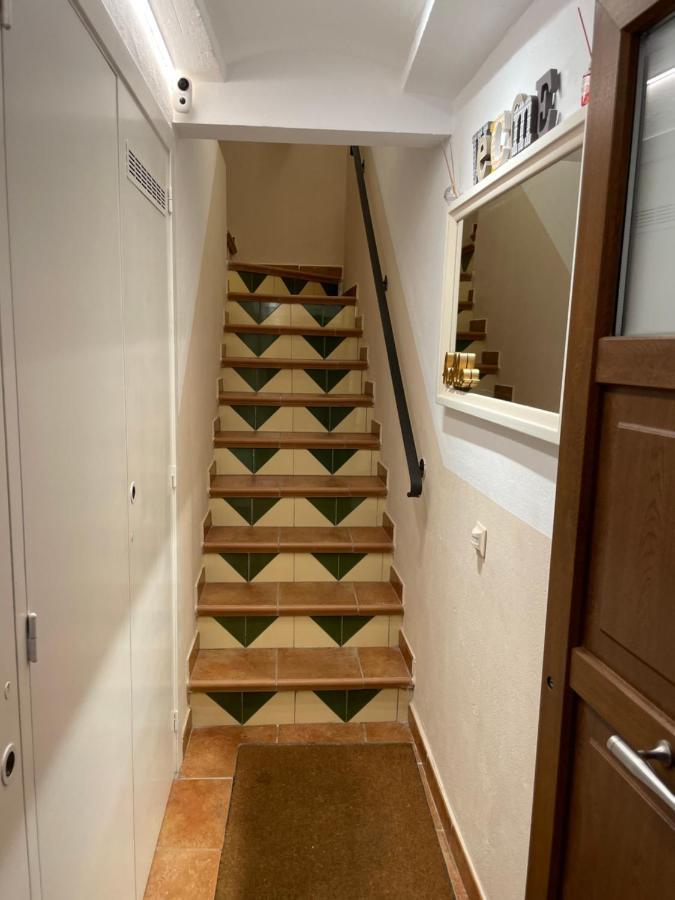 Apartamento Vacacional El Pont de Suert Bagian luar foto