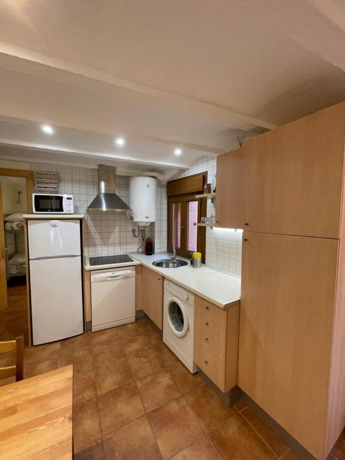 Apartamento Vacacional El Pont de Suert Bagian luar foto