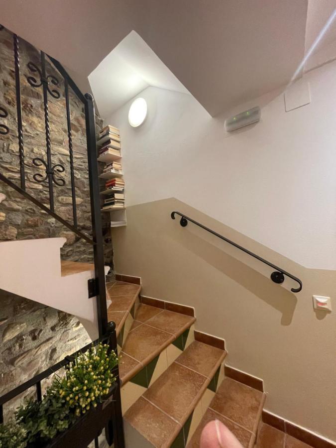 Apartamento Vacacional El Pont de Suert Bagian luar foto