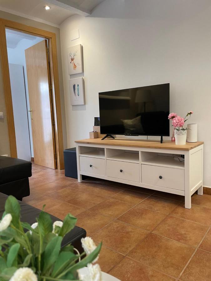 Apartamento Vacacional El Pont de Suert Bagian luar foto