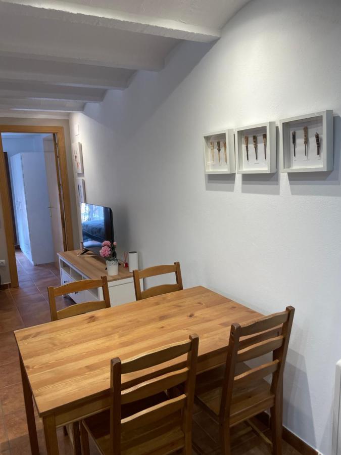 Apartamento Vacacional El Pont de Suert Bagian luar foto